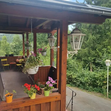 Penzion Buellers Hoehe Wohnen Beim Kunstgraf & Fotograf Reinhardshagen